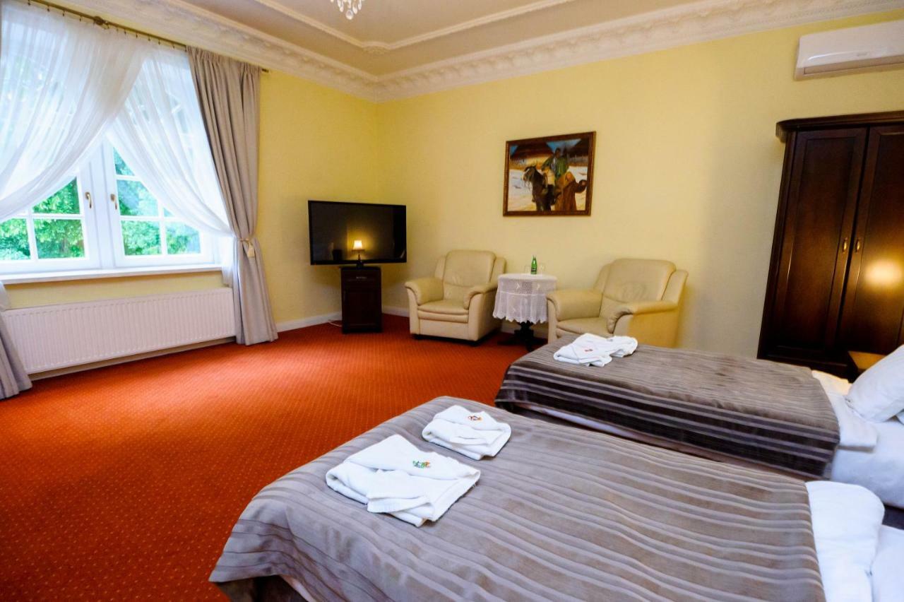 Hotel Dwor Sojki Екстер'єр фото