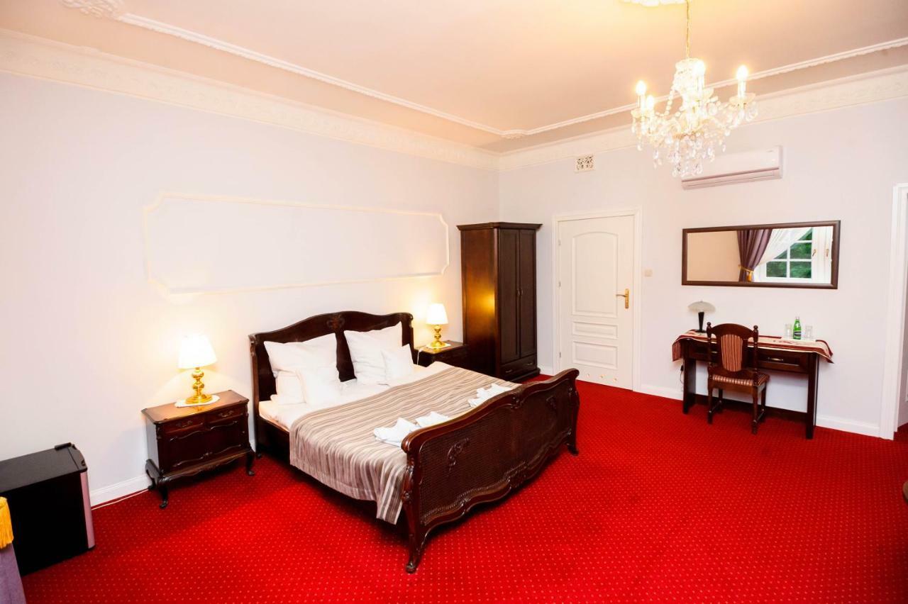 Hotel Dwor Sojki Екстер'єр фото