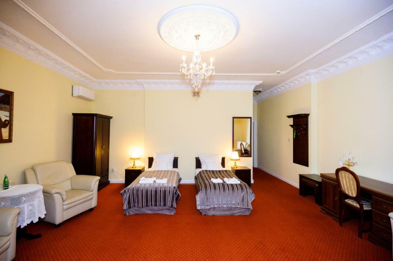 Hotel Dwor Sojki Екстер'єр фото