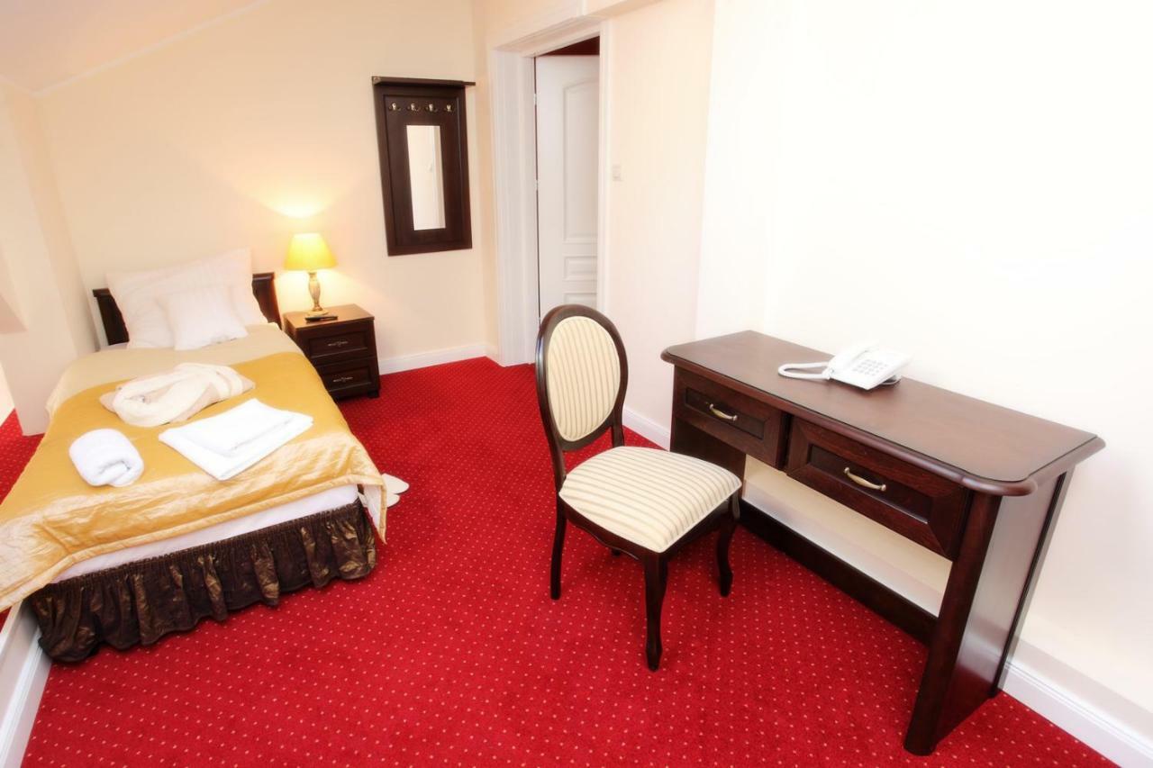 Hotel Dwor Sojki Екстер'єр фото